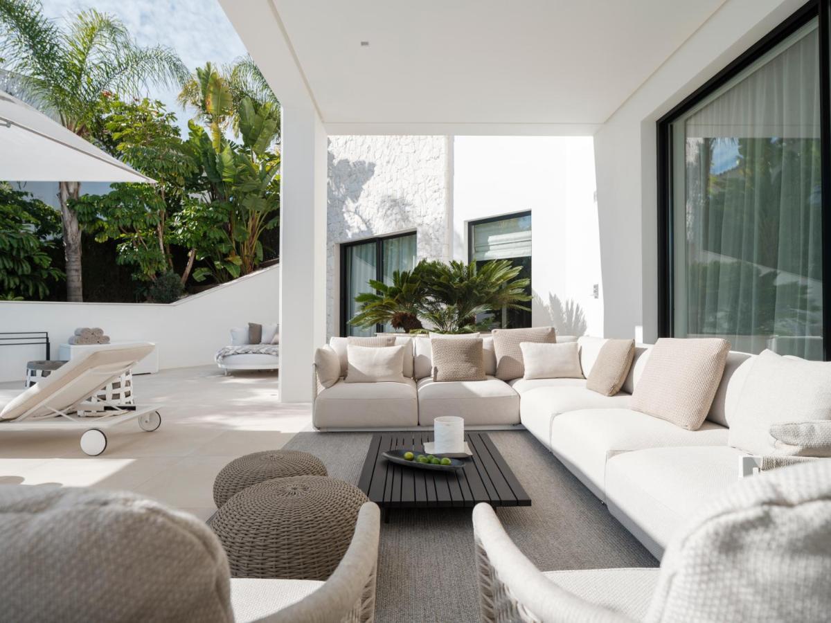 Royale, Moderna Con Piscina Y Vistas Al Mar
