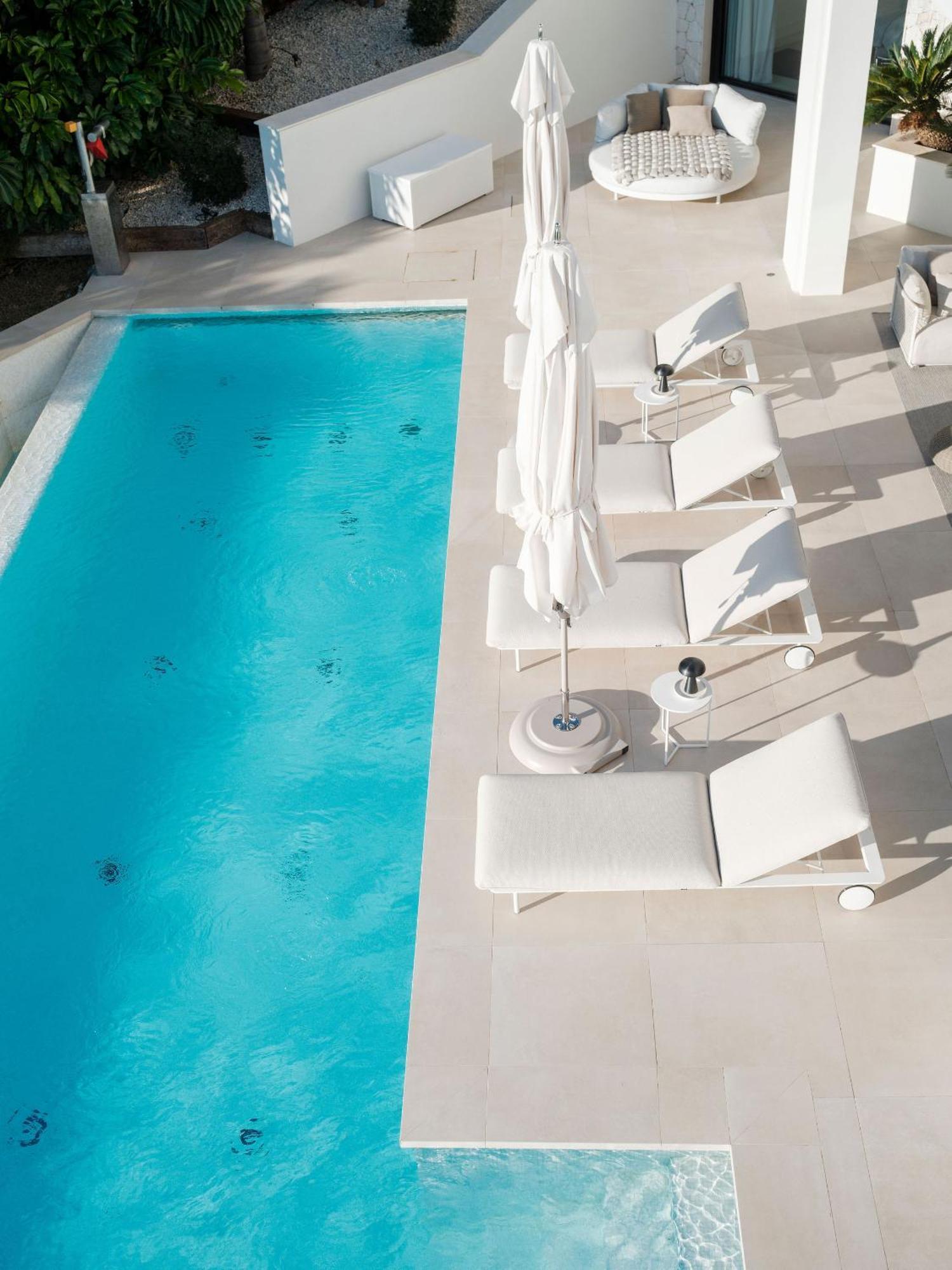 Royale, Moderna Con Piscina Y Vistas Al Mar Marbella