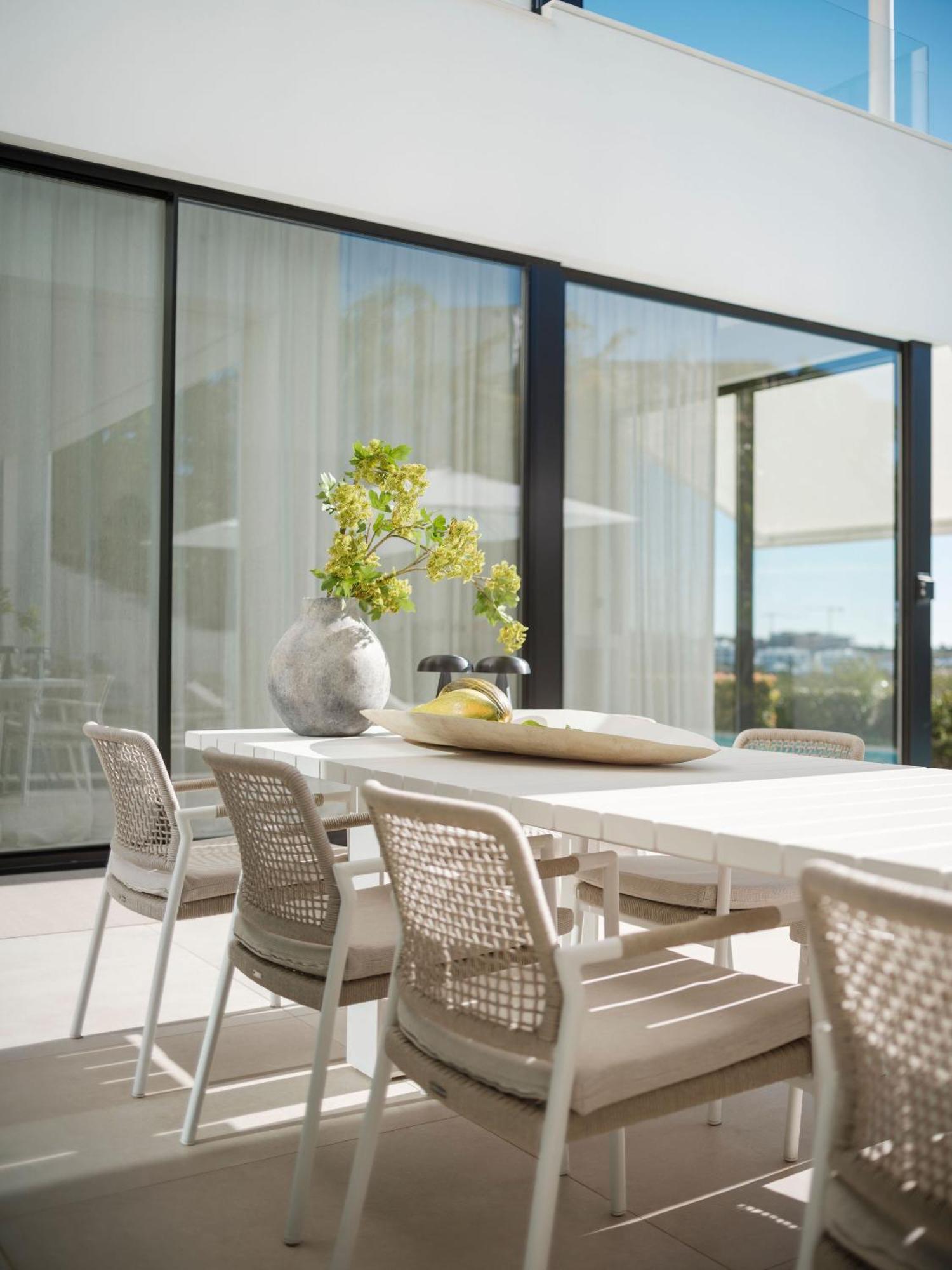 Royale, Moderna Con Piscina Y Vistas Al Mar Pousada *